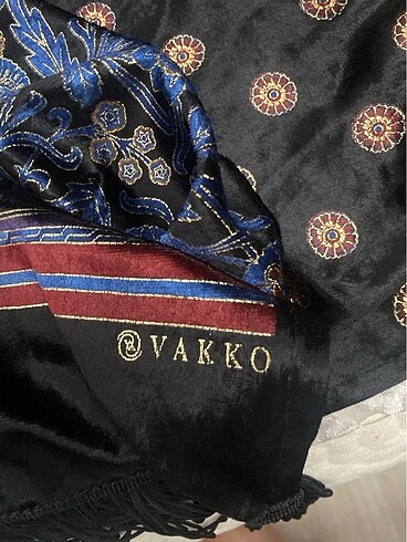  Beden siyah Renk Orijinal vakko şal kadife