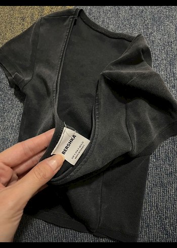Bershka Payetli İşlemeli Kiraz Ceop