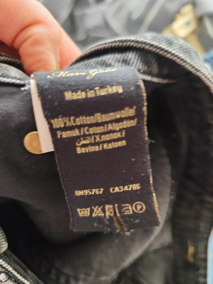 Gri Düğmeli Bol Kesim Kadın Kot Pantolon - Görsel 3