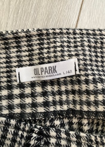 Ekose Desenli Gri Mini Etek - Görsel 3