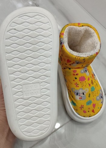 Kız Çocuk Renkli Desenli Sıcak Ev Terliği - Görsel 3