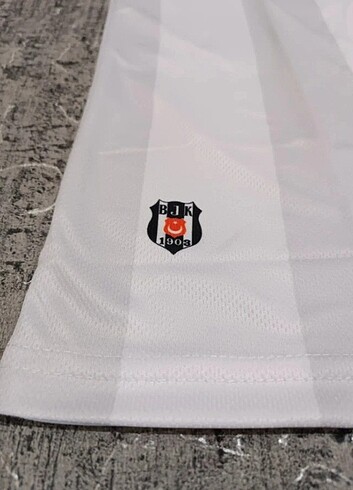 Beşiktaş yeni sezon forması - Görsel 2
