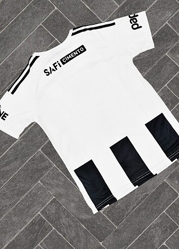 Beşiktaş 2024/2025 yeni sezon forması gelmiştir. Bütün bedenler  - Görsel 2