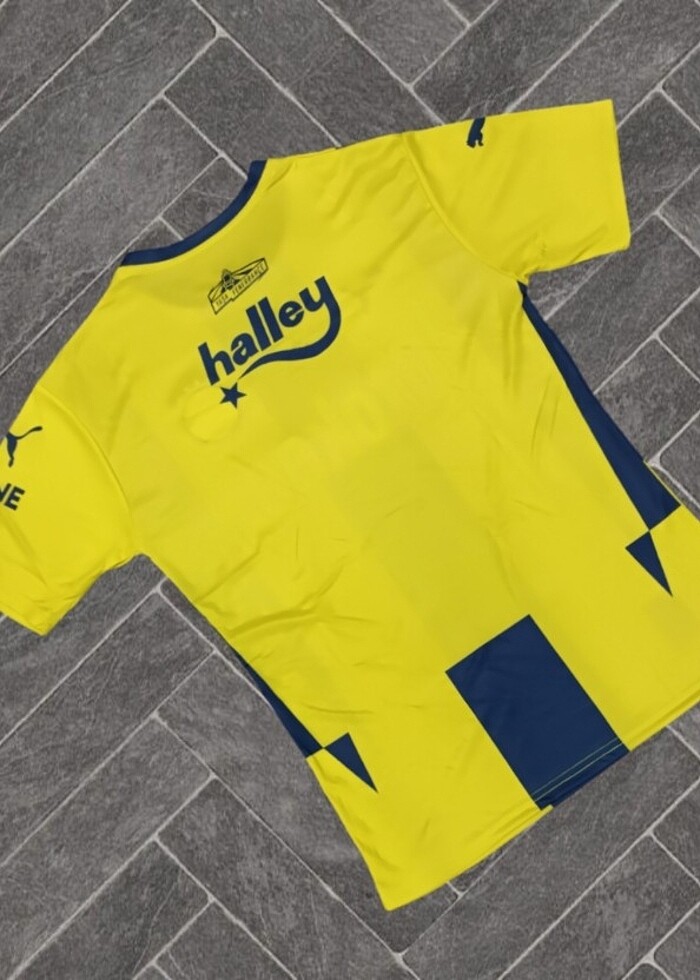 Fenerbahçe 2024/2025 yeni sezon forması gelmiştir. - Görsel 2