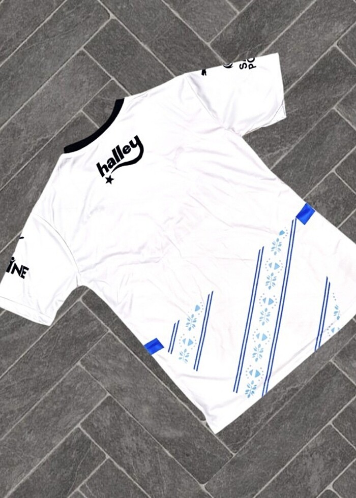 Fenerbahçe 2024/2025 yeni sezon forması gelmiştir.. - Görsel 2