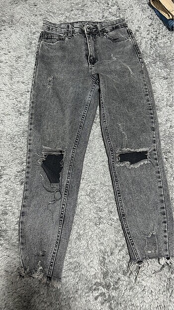 Gri Jean