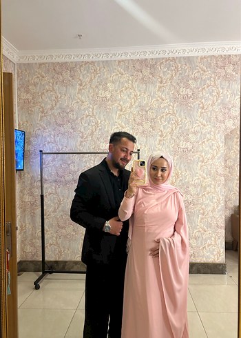 Trendyol & Milla Pembe Drapeli Uzun Kollu Straplez Tesettür Elbise