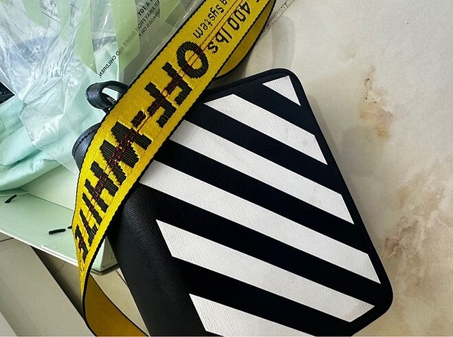 Off white çanta
