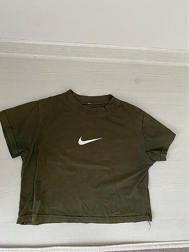 nike crop