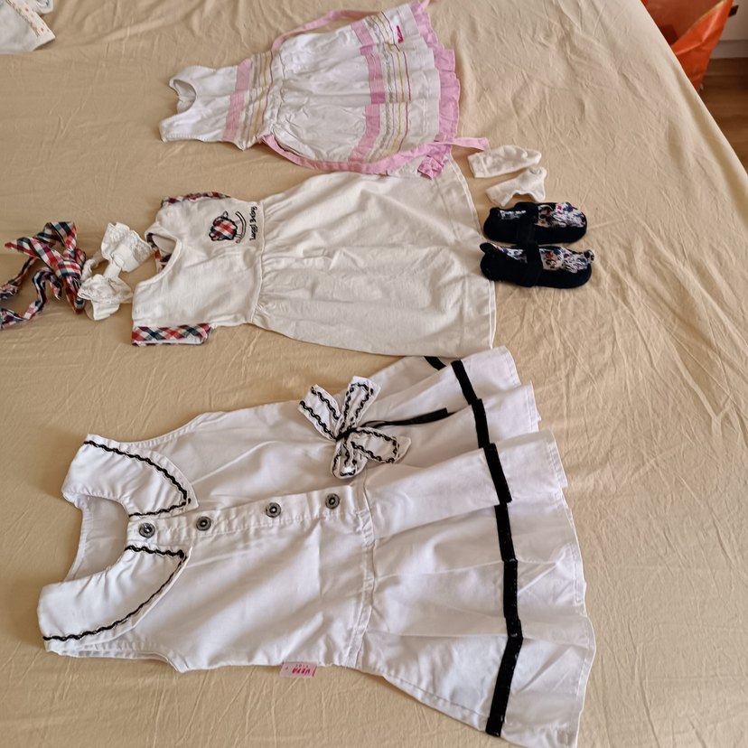 Nakışlı, Volanlı Beyaz Koton Kız Elbise - Görsel 3