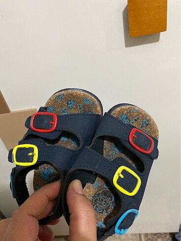 Bebek kıyafet ve ayakkabıları