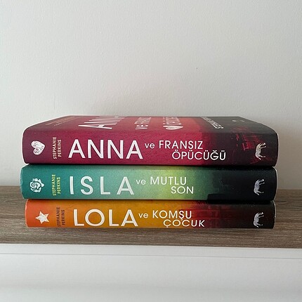 Anna, Lola ve Isla