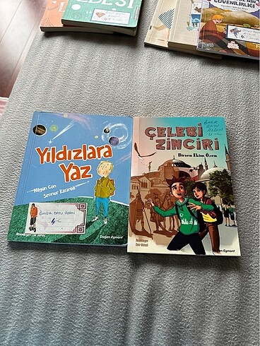 Çelebi zinciri ve yıldızlara yaz iki kitap