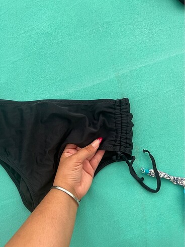 m Beden Bikini altı az kullanılmış