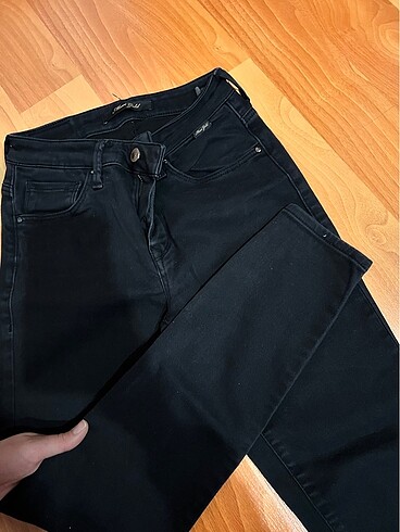 36 Beden Mavi jean