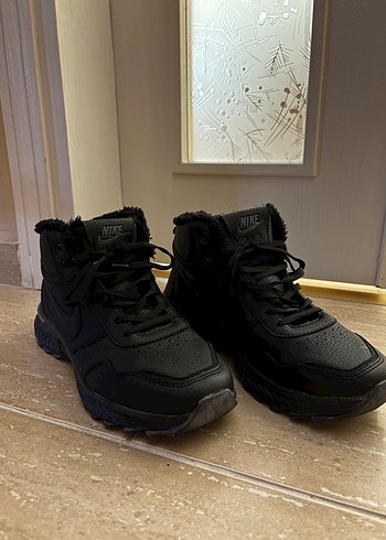 Nike erkek bot - Görsel 2