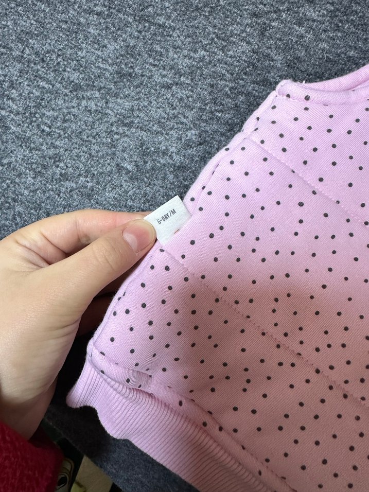 Kız Çocuk Kapüşonlu Pembe Triko Yelek - Görsel 3