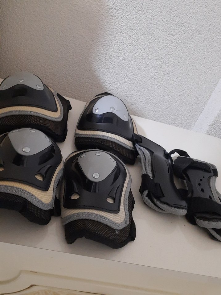 Siyah Gri Motosiklet Dizlikleri Velcro Bantlı - Görsel 3