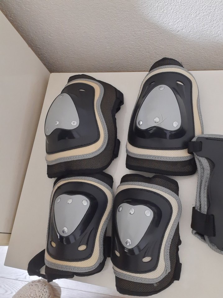 Siyah Gri Motosiklet Dizlikleri Velcro Bantlı - Görsel 2