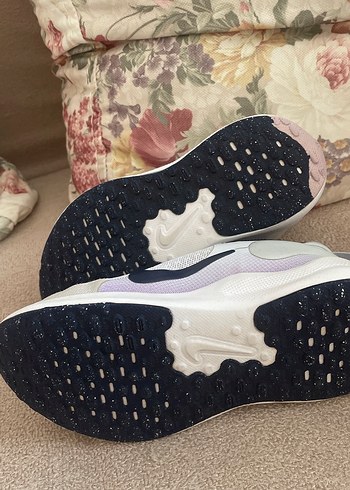 27 Beden Beyaz Gri Erkek Kız Çocuk Spor Ayakkabı Velcro