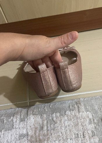 29 Beden ten rengi Renk Kız Çocuk Bej Fiyonk Detaylı Babet