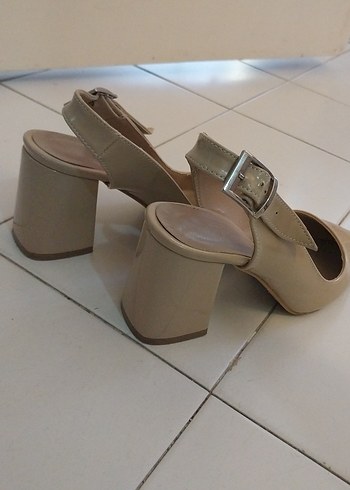 Bej Kadın Stiletto Topuklu Tokalı Ayakkabı - Görsel 5