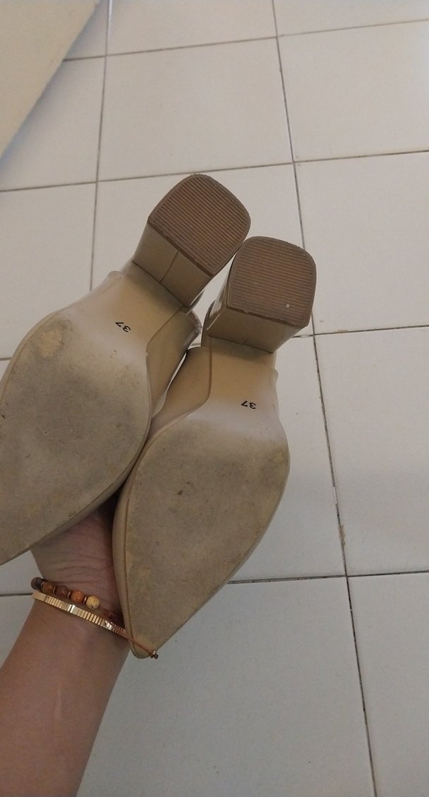 Bej Kadın Stiletto Topuklu Tokalı Ayakkabı - Görsel 4