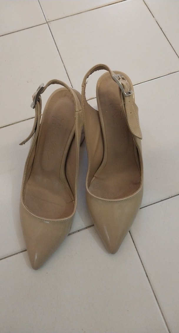 Bej Kadın Stiletto Topuklu Tokalı Ayakkabı - Görsel 2