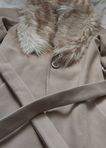 Bej Kadın Uzun Düz Kesim Palto - Görsel 3