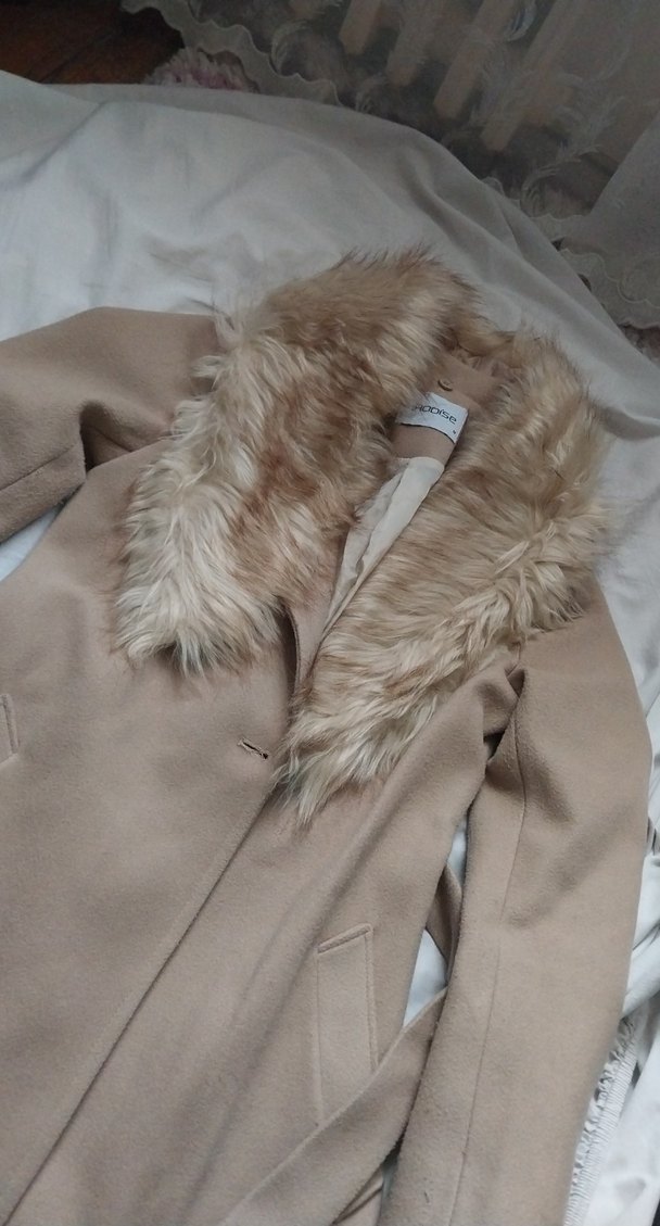 Bej Kadın Uzun Düz Kesim Palto - Görsel 2