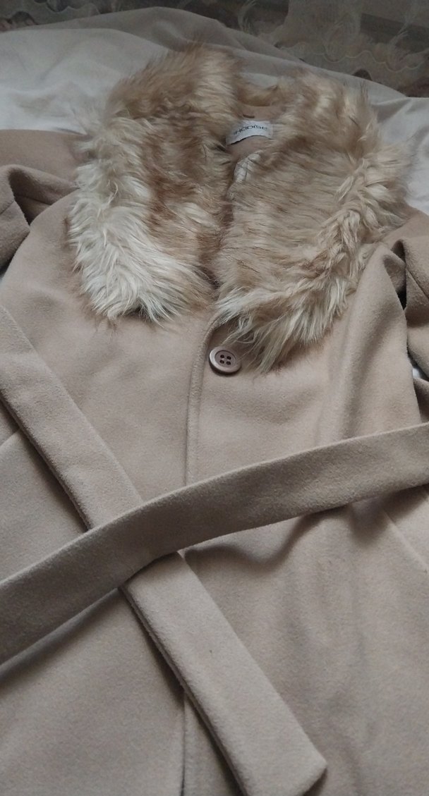 Bej Kadın Uzun Düz Kesim Palto - Görsel 3