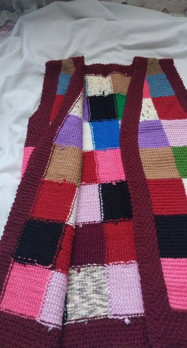 Çok Renkli Örgü Kadın Yelek - Görsel 2