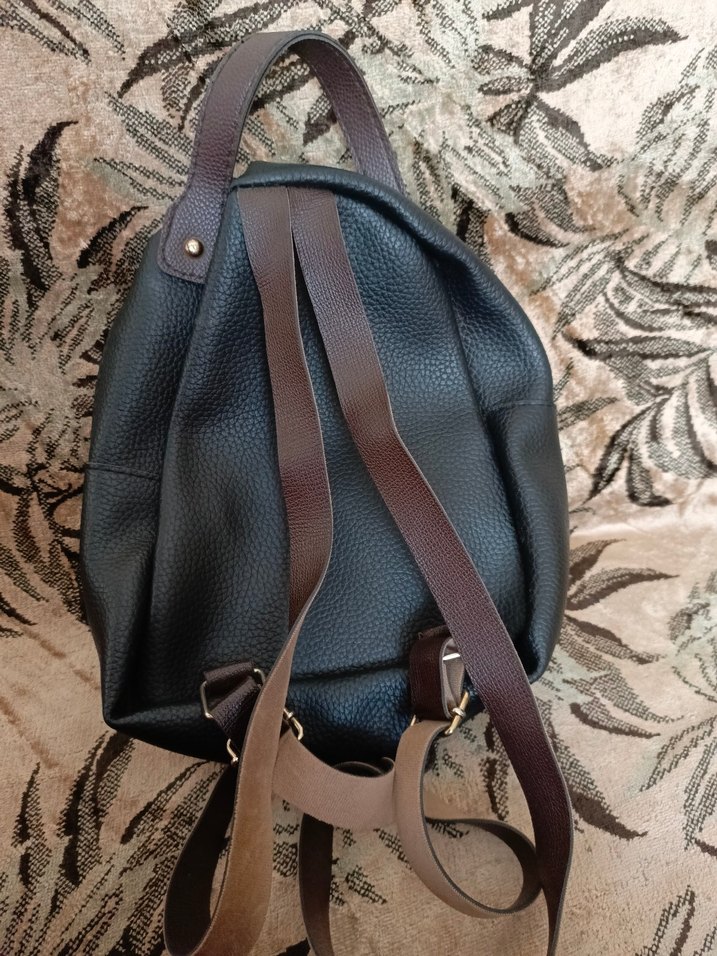 Kahverengi Deri Kadın Sırt Çantası - Görsel 2