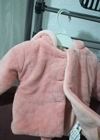 Kız Çocuk Pembe Kapüşonlu Peluş Mont - Görsel 3