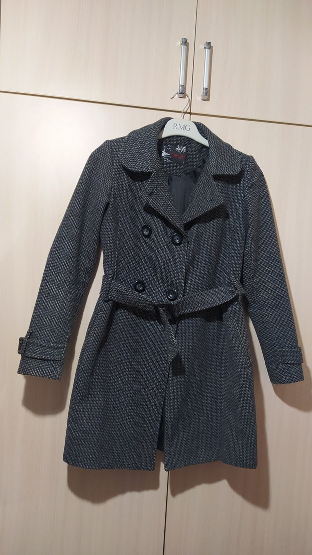 Kemerli Çift Düğmeli Gri Kaban - Görsel 3