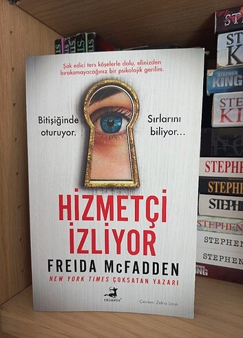 Hizmetçi izliyor 