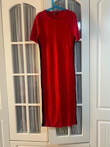 Bershka elbise