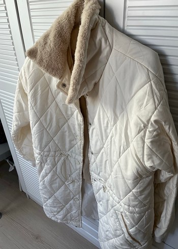 Beyaz Kadın Kürklü Midi Kışlık Ceket - Görsel 4