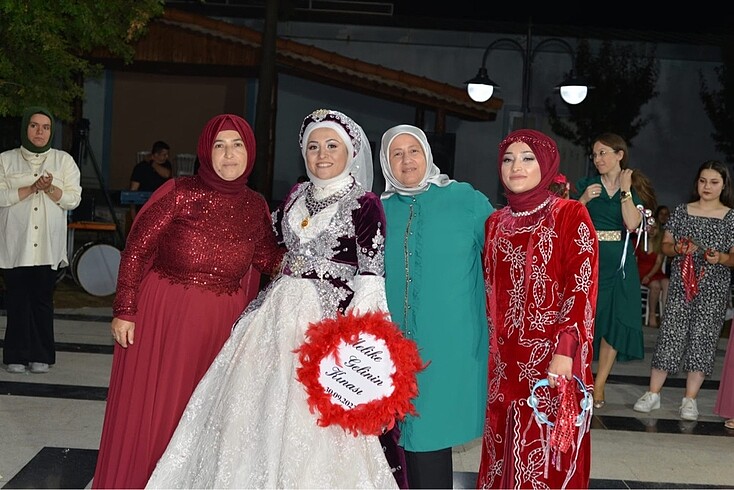 m Beden Bindallı