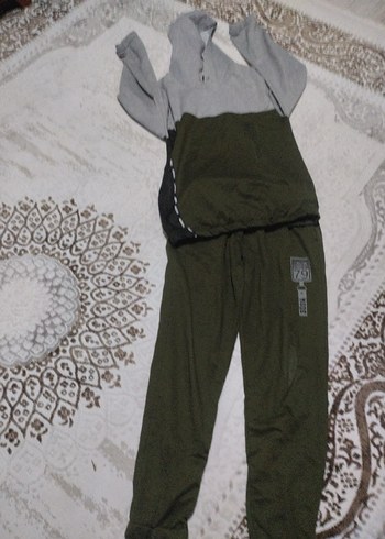 Gri Kemerli Erkek Çocuk Eşofman Takımı - Görsel 2