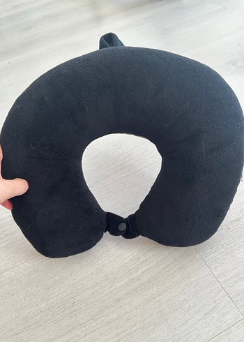 Çift Taraflı Leopar Desenli Boyun Yastığı - Görsel 6