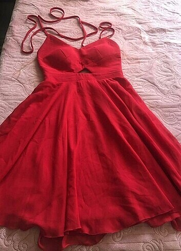Kırmızı mini mezuniyet elbise