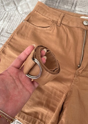 Kadın Kahverengi Kemerli Yüksek Bel Mini Şort - Görsel 3