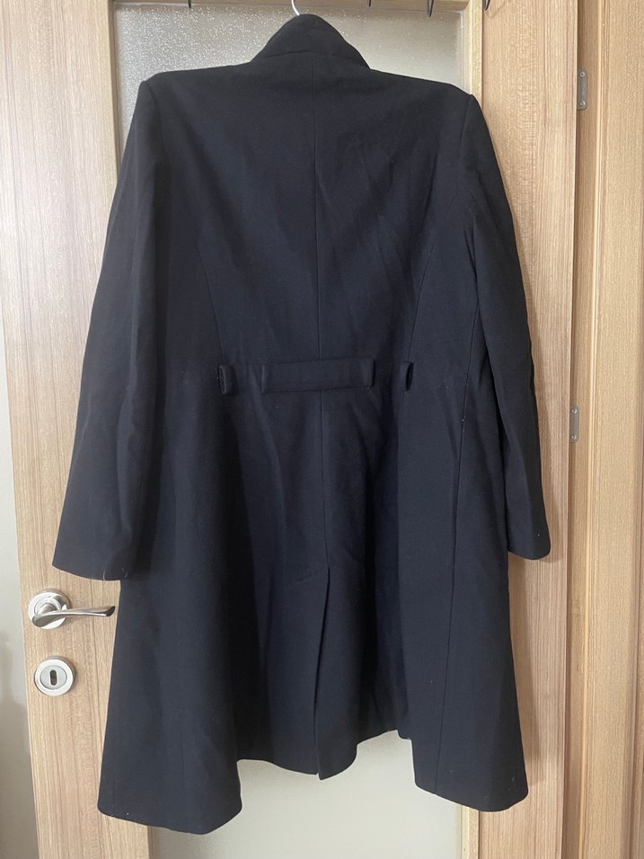 Siyah Uzun Kaban - Görsel 2