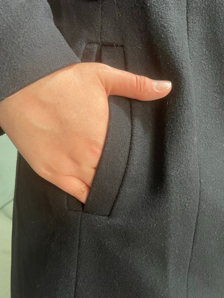 Siyah Uzun Kaban - Görsel 4