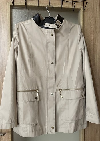 Bej Düğmeli Kadın Ceket - Görsel 2