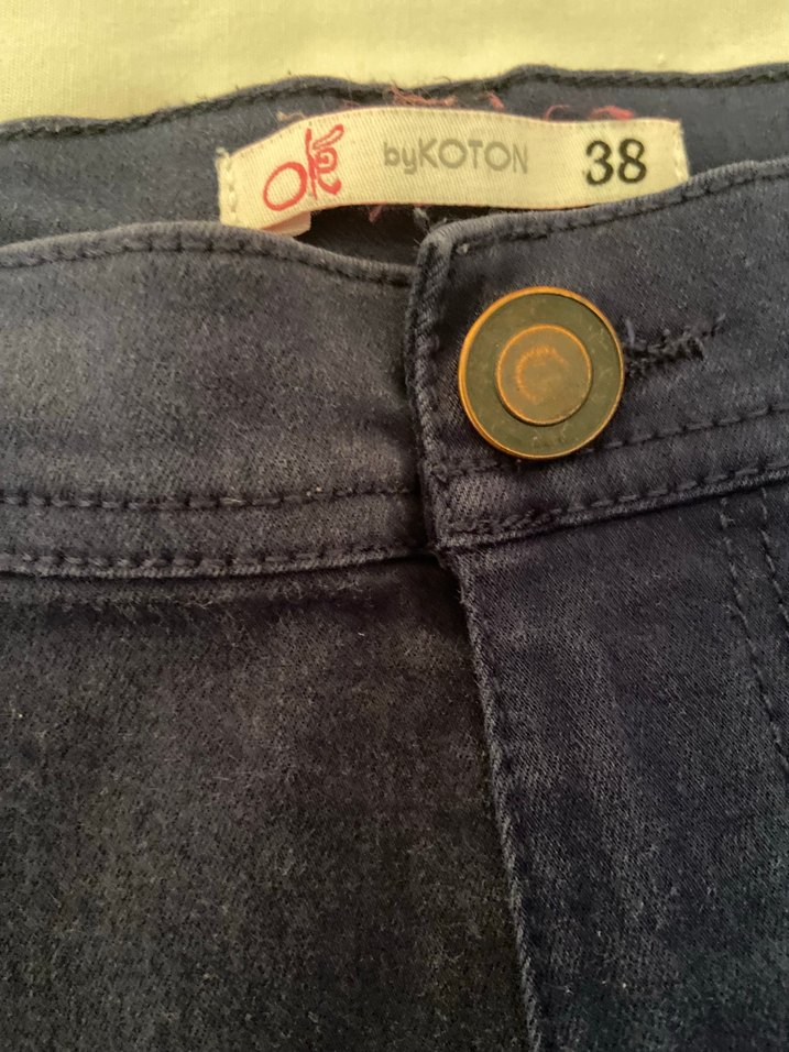 Fermuarlı Lacivert Kot Şort - Görsel 2