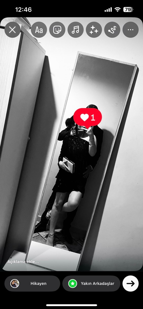 Tek Omuzlu Lacivert Payetli Abiye Elbise - Görsel 3