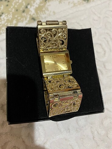 gold saat kare
