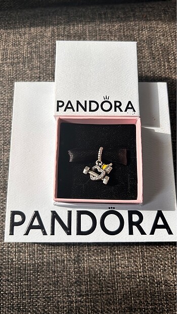 Pandora Boks dambıl kalp charm